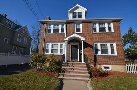 472 Pleasant St, Melrose, MA 02176
