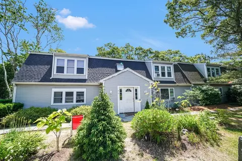 733 W Main St #C, Hyannis, MA 02601