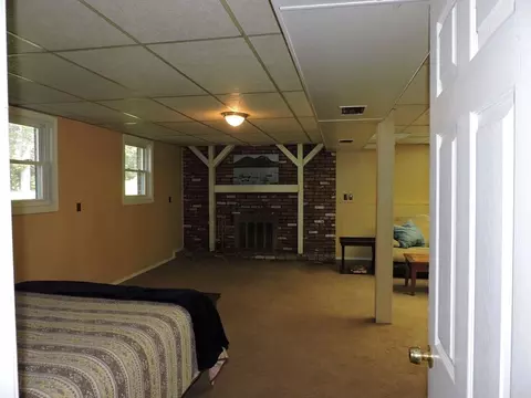 Bedroom - 92 Lower Gore Rd, Webster, MA 01570 photo 5 of 5