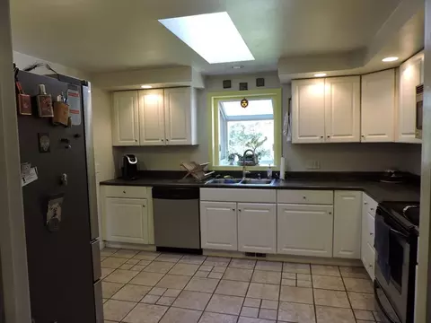 Kitchen - 92 Lower Gore Rd, Webster, MA 01570 photo 2 of 2
