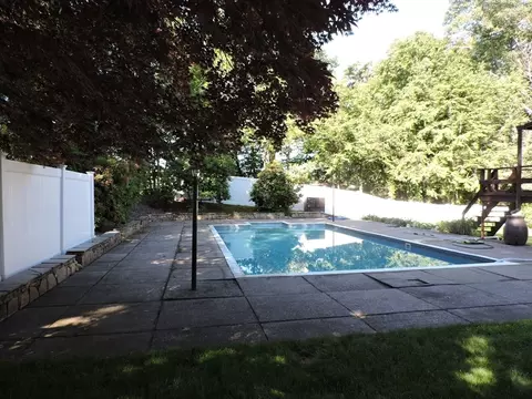 Exterior - 92 Lower Gore Rd, Webster, MA 01570 photo 8 of 9