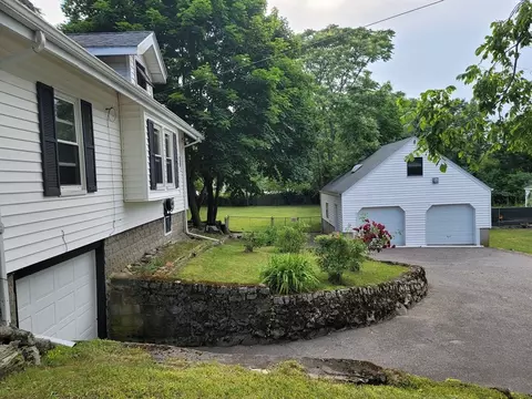 Exterior - 306 High St, Randolph, MA 02368 photo 2 of 7