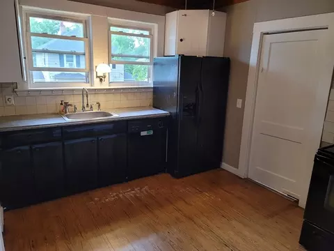 Kitchen - 306 High St, Randolph, MA 02368 photo 4 of 5