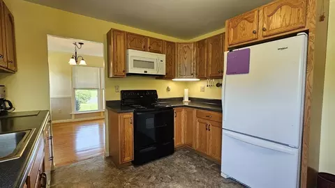 298 Ryan Rd, Northampton, MA 01062 photo 7