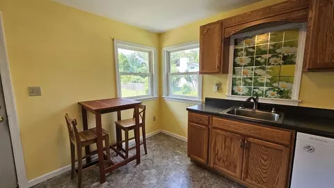 298 Ryan Rd, Northampton, MA 01062 photo 8