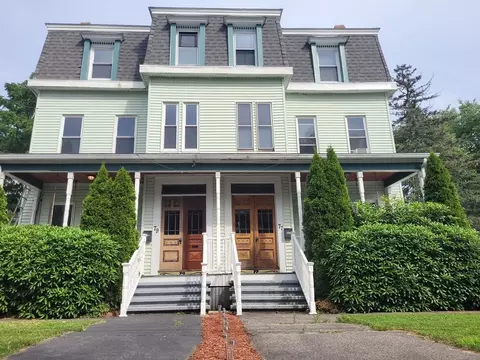 79 Cottage St #79, Melrose, MA 02176
