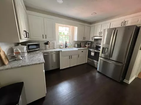3 Davis Rd, Auburn, MA 01501 photo 4