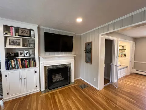 3 Davis Rd, Auburn, MA 01501 photo 9