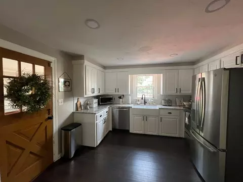 3 Davis Rd, Auburn, MA 01501 photo 5