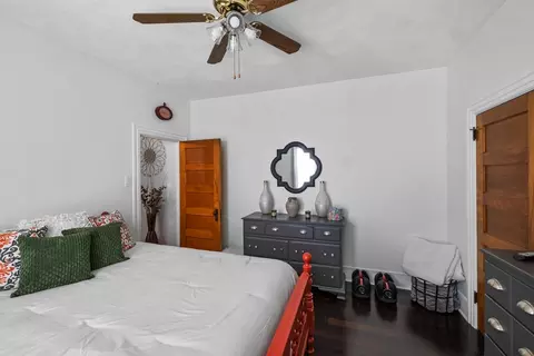 Bedroom - 282 Orange St, Fall River, MA 02720 photo 3 of 6