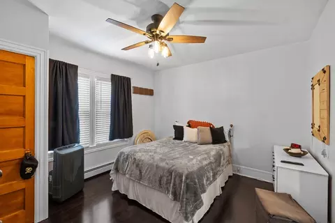 Bedroom - 282 Orange St, Fall River, MA 02720 photo 4 of 6