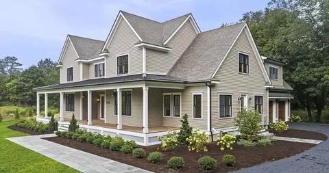 1 Lily Ln, Wenham, MA 01984