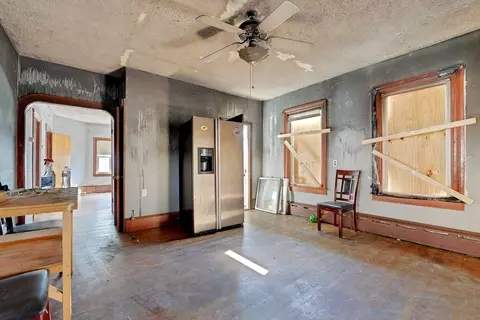 66 Lyon St, Fall River, MA 02721 photo 3