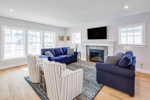 75 Cobblestone Cir, Mashpee, MA 02649 photo 6
