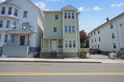119 Robeson St, Fall River, MA 02720