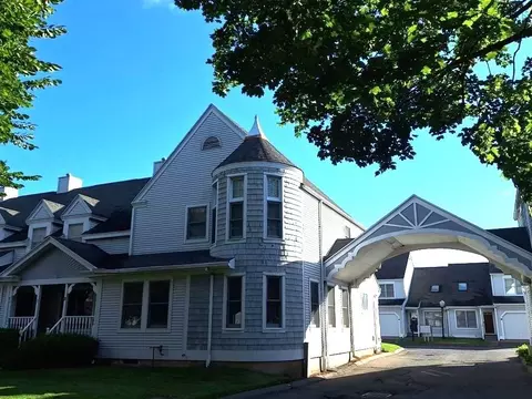 169 Main St #4, West Springfield, MA 01089