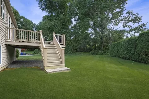 Exterior - 1 Pentucket Ln, Danvers, MA 01923 photo 6 of 9