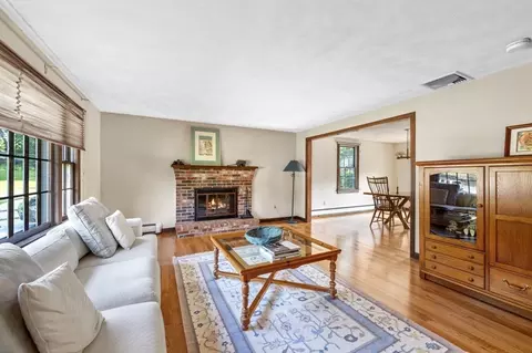 Living - 1 Pentucket Ln, Danvers, MA 01923 photo 1 of 5