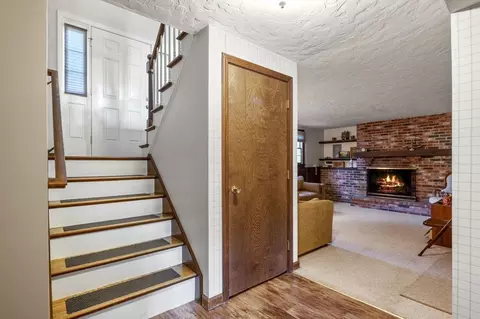 Entry Way - 1 Pentucket Ln, Danvers, MA 01923 photo 1 of 1