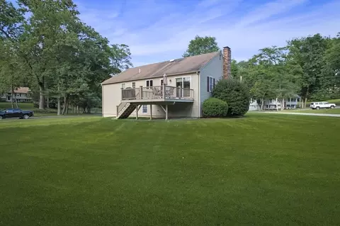 Exterior - 1 Pentucket Ln, Danvers, MA 01923 photo 5 of 9