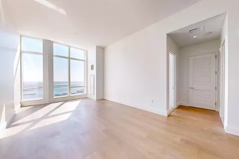 240 Devonshire St #6009, Boston, MA 02110