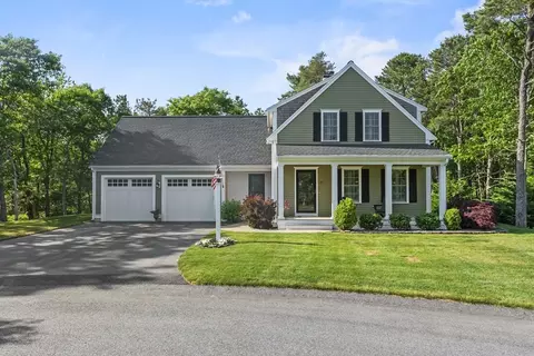 39 Crimson Way, Plymouth, MA 02360