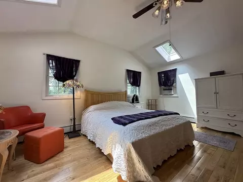Bedroom - 149 Mccarthy Ave, Chicopee, MA 01020 photo 7 of 8