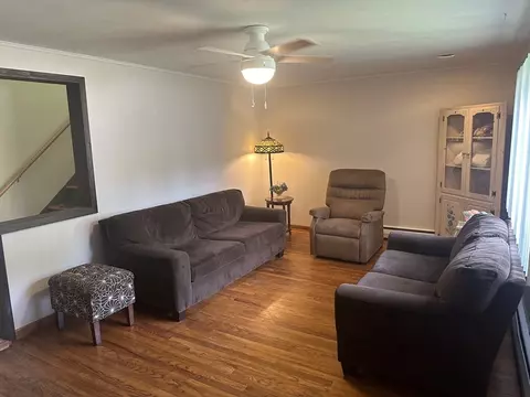 Living - 149 Mccarthy Ave, Chicopee, MA 01020 photo 2 of 3