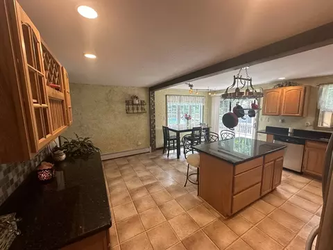 Kitchen - 149 Mccarthy Ave, Chicopee, MA 01020 photo 7 of 7
