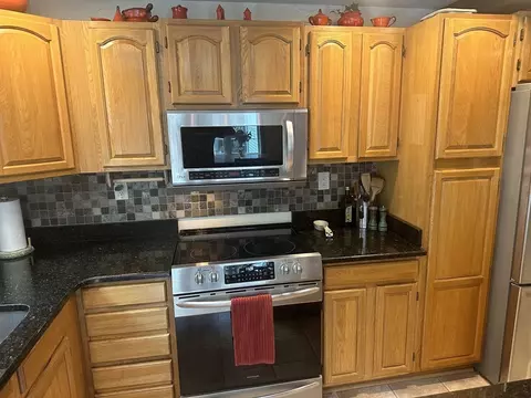 Kitchen - 149 Mccarthy Ave, Chicopee, MA 01020 photo 4 of 7