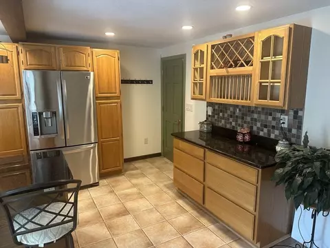 Kitchen - 149 Mccarthy Ave, Chicopee, MA 01020 photo 2 of 7