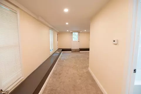Entry Way - 28 Eagle Rd, Worcester, MA 01605 photo 5 of 5