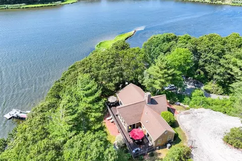 108 Bay Rd, Barnstable, MA 02635 photo 3