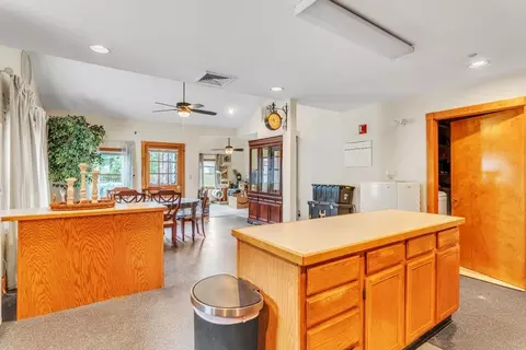 Entry Way - 171 Upper Church St, Ware, MA 01082 photo 1 of 1