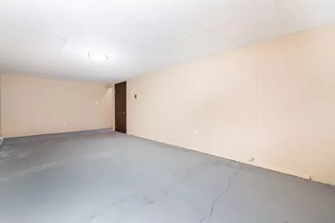 366 Peekskill Ave, Springfield, MA 01129 photo 26