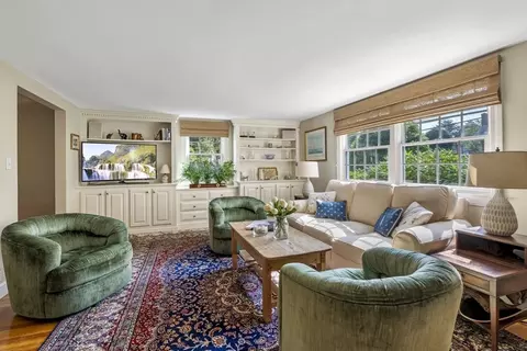 Living - 233 Atlantic Ave, Marblehead, MA 01945 photo 1 of 3