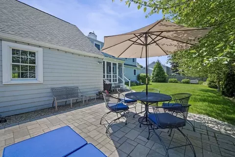 Exterior - 233 Atlantic Ave, Marblehead, MA 01945 photo 8 of 9