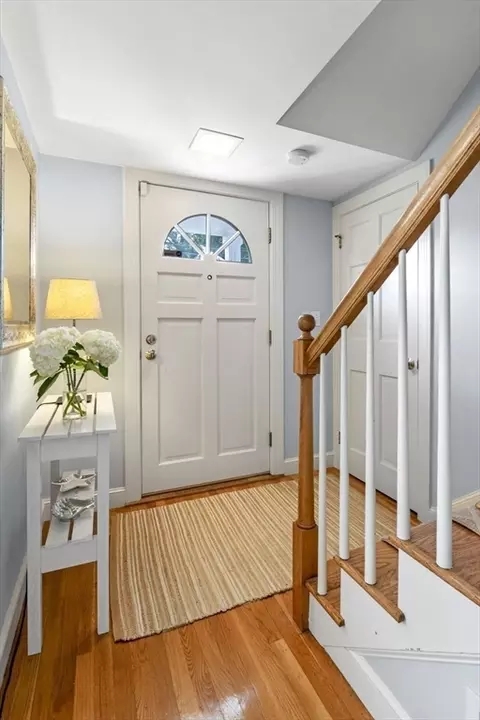 Entry Way - 233 Atlantic Ave, Marblehead, MA 01945 photo 1 of 1