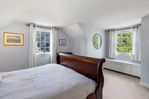 Bedroom - 233 Atlantic Ave, Marblehead, MA 01945 photo 5 of 6