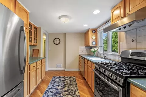 Kitchen - 233 Atlantic Ave, Marblehead, MA 01945 photo 1 of 2