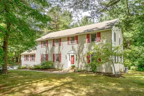 1 Davis Rd # A, Southborough, MA 01772