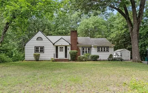 30 Call St, Billerica, MA 01862