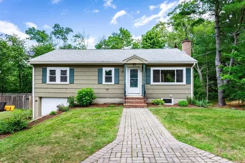 39 Mark Ave, Reading, MA 01867 photo 2