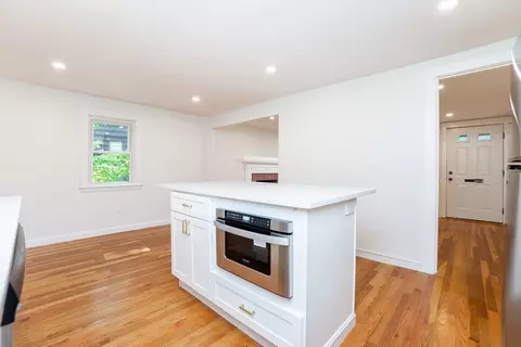 39 Mark Ave, Reading, MA 01867 photo 9