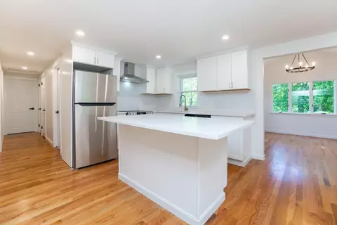 39 Mark Ave, Reading, MA 01867 photo 6