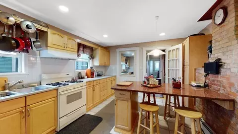 90 Gore St, Cambridge, MA 02141