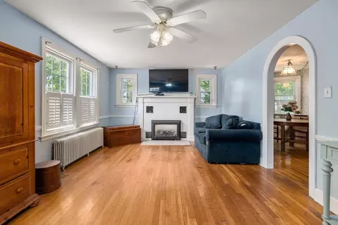 52 Massasoit Ave, Fairhaven, MA 02719 photo 5
