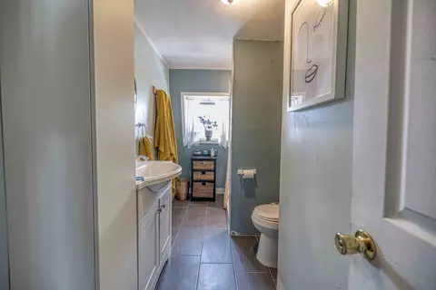 501 Durfee St, Fall River, MA 02720 photo 22