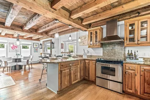 72 Middle Rd, Amesbury, MA 01913 photo 9