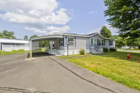 112 Clayton Dr, West Springfield, MA 01089